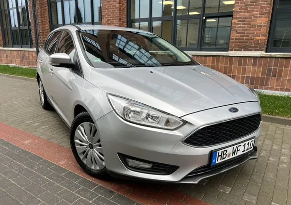 Ford Focus cena 26900 przebieg: 220000, rok produkcji 2017 z Wrocław małe 407